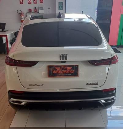FIAT FASTBACK 1.0 TURBO 200 FLEX AUDACE CVT FIAT FASTBACK 1.0 TURBO 200 FLEX AUDACE CVT